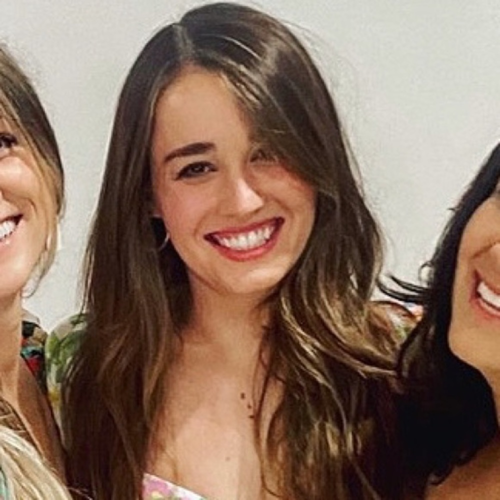 Meet your Posher, Alicia